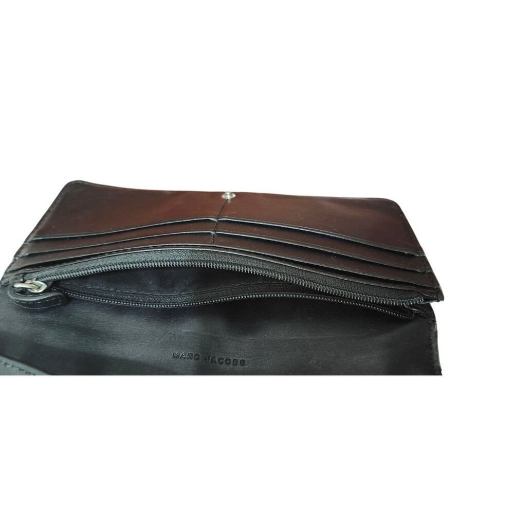 Marc Jacobs Bifold Wallet - Picture 5 of 9